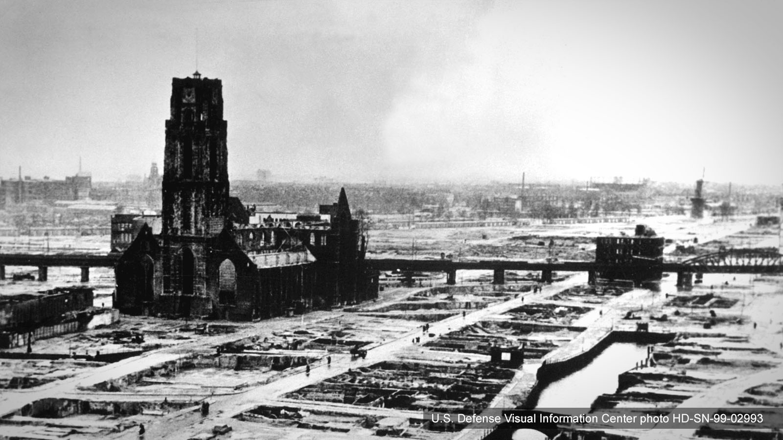 Bombadierung von Rotterdam